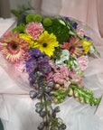 Market Flowers (Hand-Tied & Fresh)